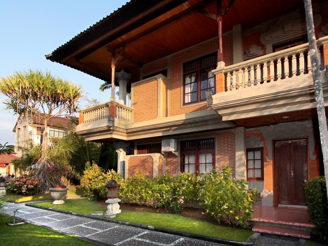 Hotel Adi Dharma